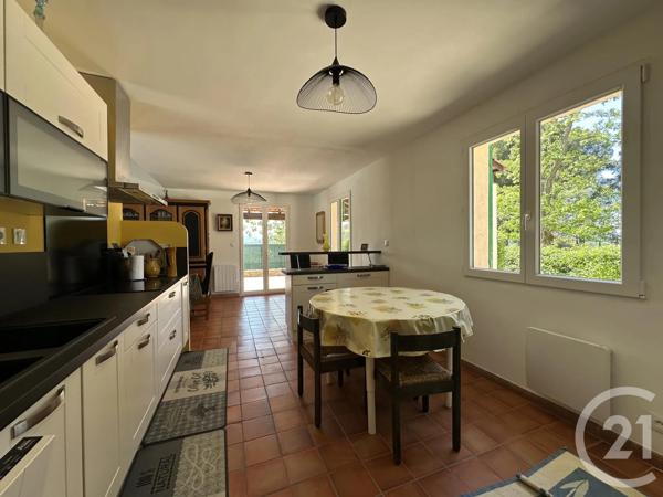 Maison à vendre  5 pièces - 140 m 2   LA CADIERE D AZUR  - 83