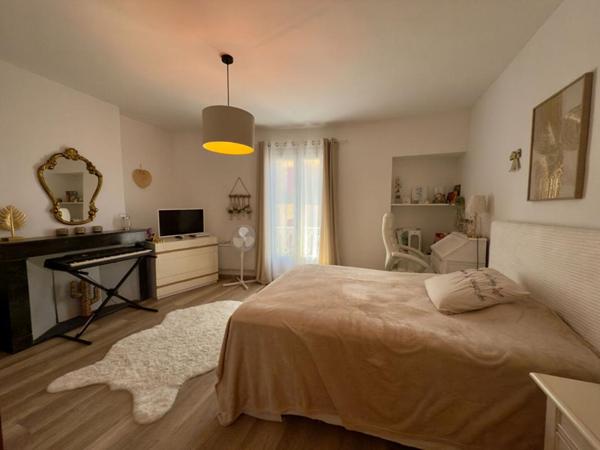 Maison de maître Triplex - 269 000