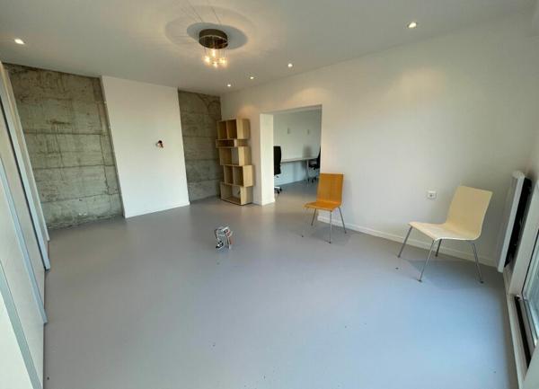 Maison à louer    8 pièces • 300 m2 Montagny