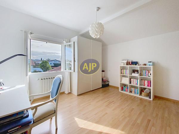 Vente maison Saint Pierre D Irube : 690 000 € - AJP Mateille Immobilier Biarritz