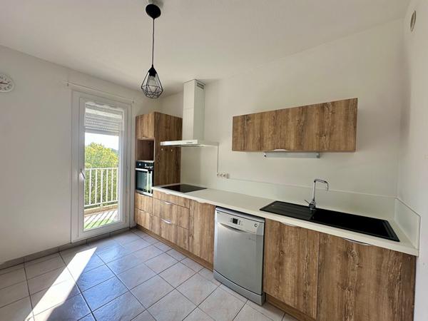 APPARTEMENT 2 CHAMBRES CAVE 2 TERRASSES CARCASSONNE