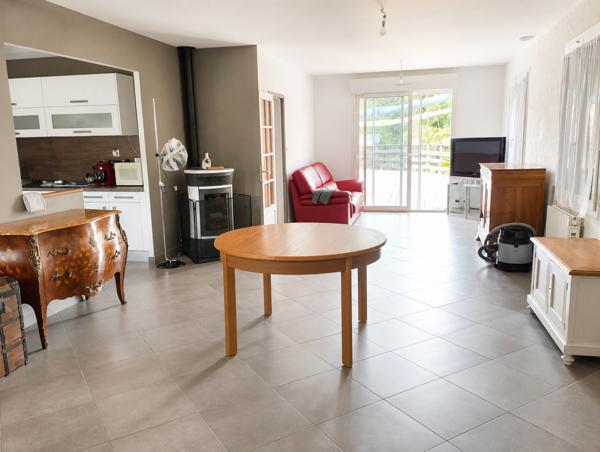 Maison 6 pièce(s) 4 chambre(s) 136 m²