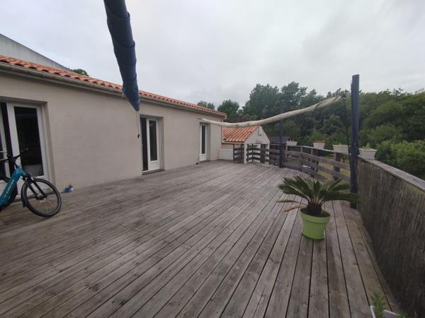 Maison 6 pièce(s) 4 chambre(s) 136 m²