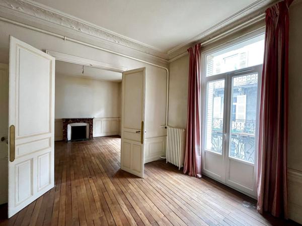 Appartement 4 pièces 122m² à vendre Vichy 03200 Hôtel de Ville 169000€ - Micro.immo
