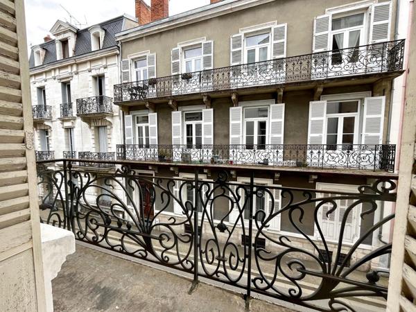 Appartement 4 pièces 122m² à vendre Vichy 03200 Hôtel de Ville 169000€ - Micro.immo