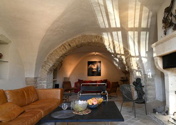 Cabrières-d'Avignon (84220) MAISON 295 M2