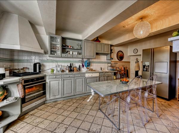 Cabrières-d'Avignon (84220) MAISON 295 M2