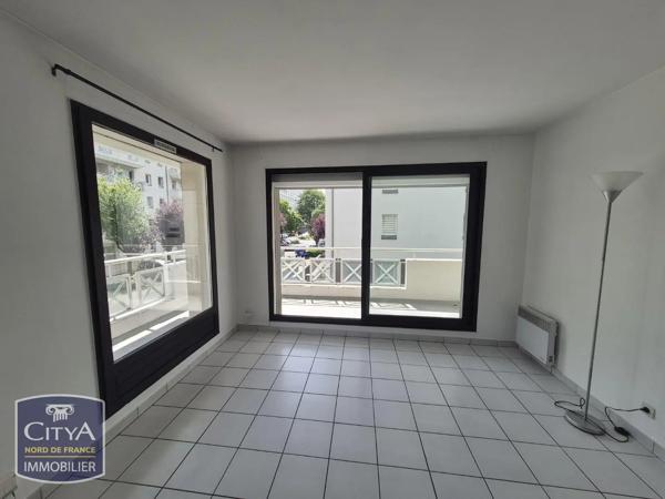 Appartement à louer 3 pièces 67.29m² Lille (59800)