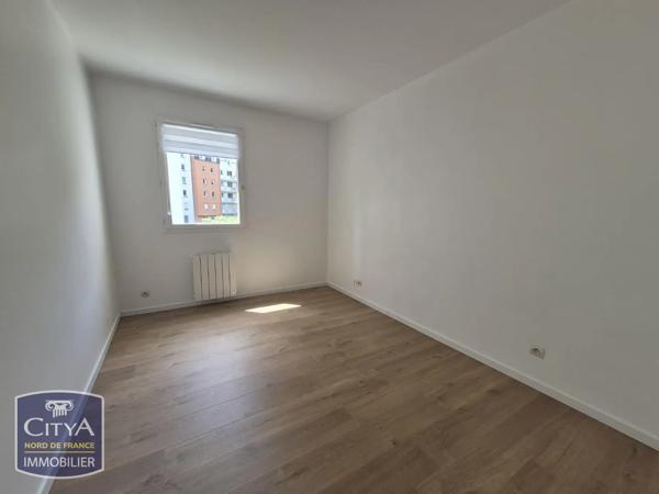 Appartement à louer 3 pièces 67.29m² Lille (59800)
