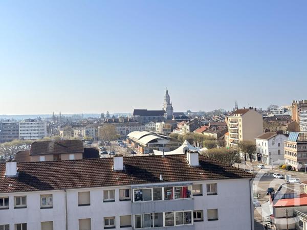 Appartement F4 à vendre  4 pièces - 83,23 m2 BOURG EN BRESSE - 01