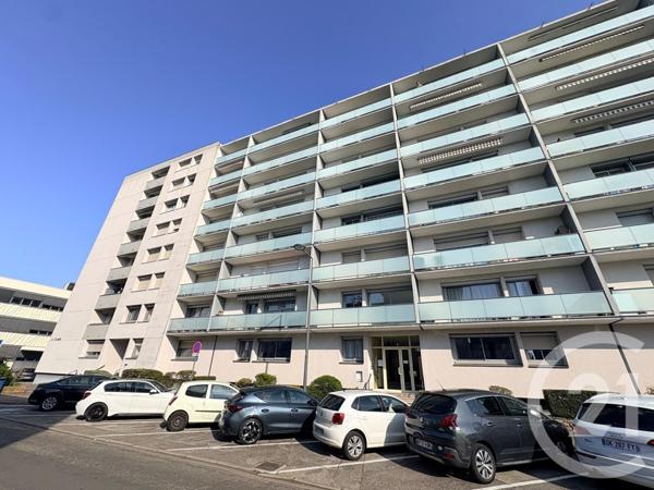 Appartement F4 à vendre  4 pièces - 83,23 m2 BOURG EN BRESSE - 01
