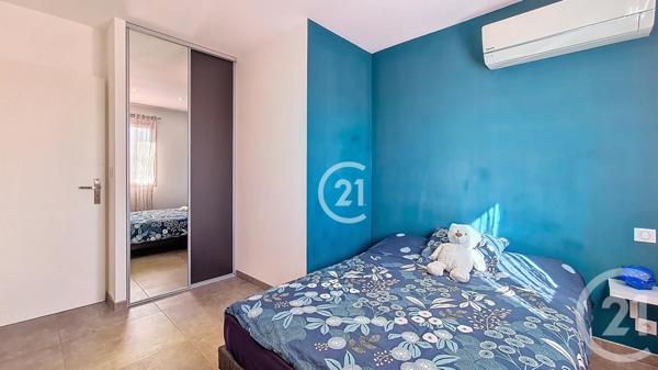 Maison à vendre  4 pièces - 94 m2 RAPHELE LES ARLES - 13
