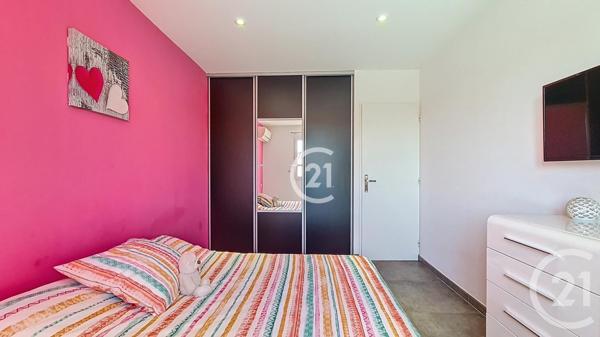 Maison à vendre  4 pièces - 94 m2 RAPHELE LES ARLES - 13