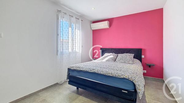 Maison à vendre  4 pièces - 94 m2 RAPHELE LES ARLES - 13