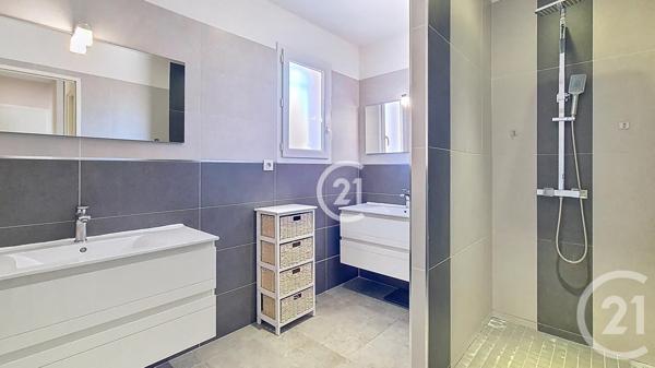 Maison à vendre  4 pièces - 94 m2 RAPHELE LES ARLES - 13