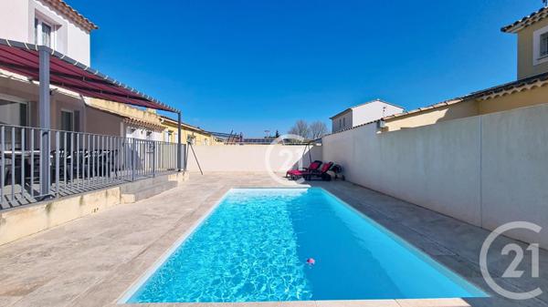 Maison à vendre  4 pièces - 94 m2 RAPHELE LES ARLES - 13