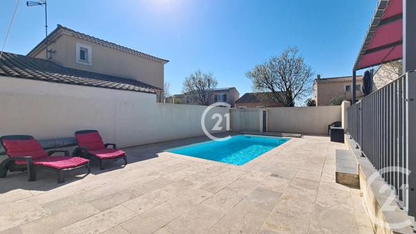 Maison à vendre  4 pièces - 94 m2 RAPHELE LES ARLES - 13