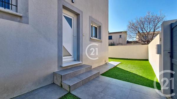 Maison à vendre  4 pièces - 94 m2 RAPHELE LES ARLES - 13