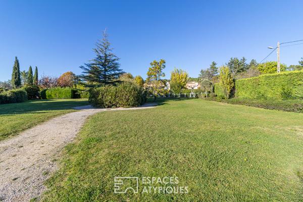 Loft lumineux avec terrasse et vue sur le parc