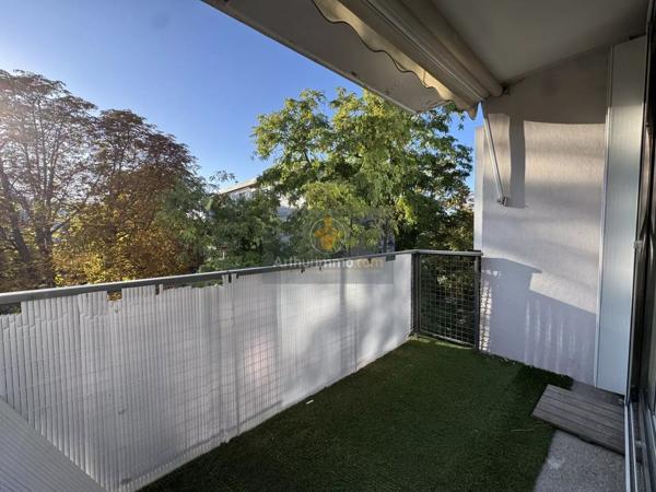 Location                                                      Appartement
                        
                     4 pièces                      69 m2                     à Marly-le-Roi