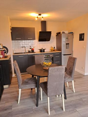 À louer : Appartement 3 pièces à CHAURAY avec piscine et stationnement !