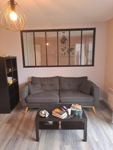 À louer : Appartement 3 pièces à CHAURAY avec piscine et stationnement !