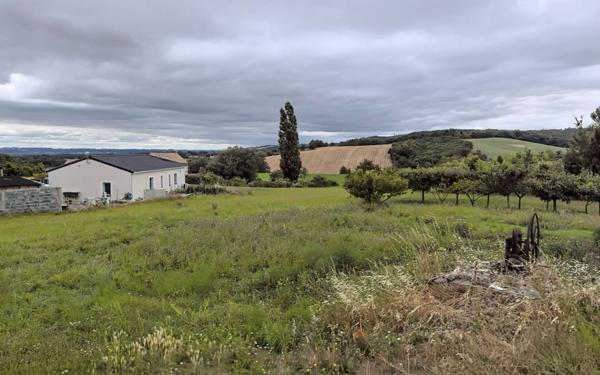 Terrain à vendre    Saint-Gauzens