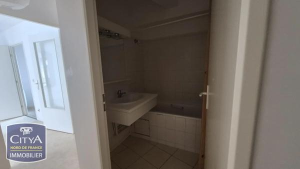 Appartement à louer 2 pièces 56.39m² Lille (59000)