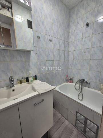 T4 70m2 19ème et dernier étage 13009 Parc Sevigne Vue Exceptionnelle !