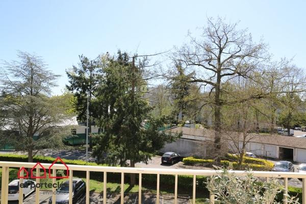 Appartement 4 pièces de 79 m² avec garage