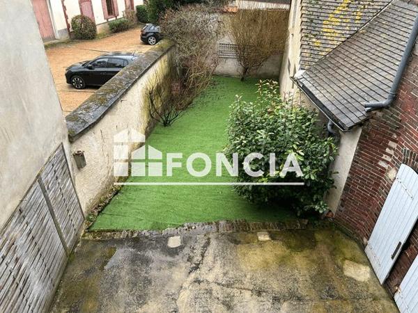 Location Maison 7 pièces 162.31 m² - 62 RUE DE PARIS Houdan 78550