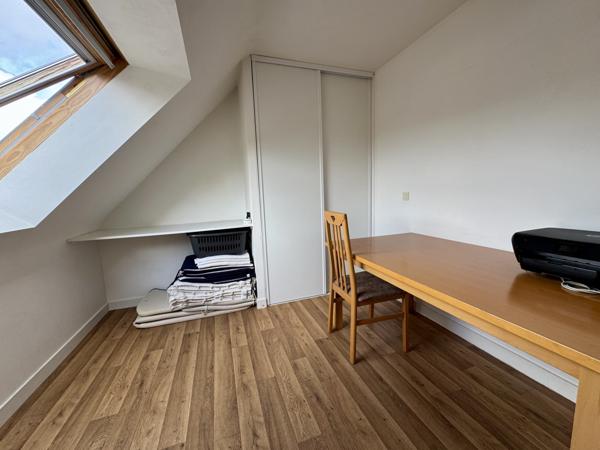 Ploeren (56880) Maison contemporaine 4 chambres + 2 bureaux - Garage - Quartier calme