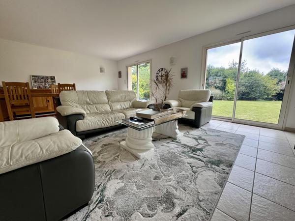 Ploeren (56880) Maison contemporaine 4 chambres + 2 bureaux - Garage - Quartier calme