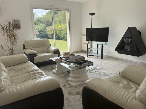 Ploeren (56880) Maison contemporaine 4 chambres + 2 bureaux - Garage - Quartier calme