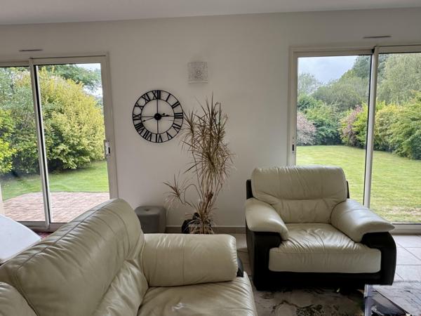 Ploeren (56880) Maison contemporaine 4 chambres + 2 bureaux - Garage - Quartier calme