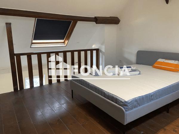 Location Studio meublé 34.92 m² - 25 RUE DU FAUBOURG DES POSTES Lille 59000