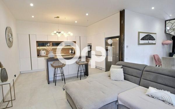 Maison à vendre    4 pièces • 107,75 m2 Marseille 11