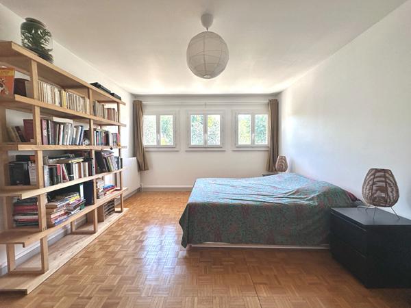 Maison familiale avec jardin à Nemours