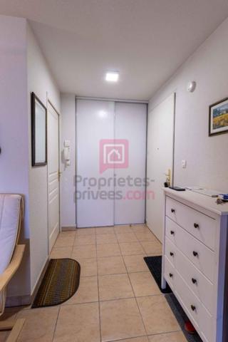 INVESTISSEURS- appt T3  67.32 m2 avec terrasse 14 m2, garage, parking. loué