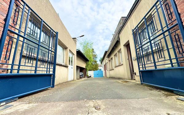 Maison à vendre    5 pièces • 206 m2 Chartres