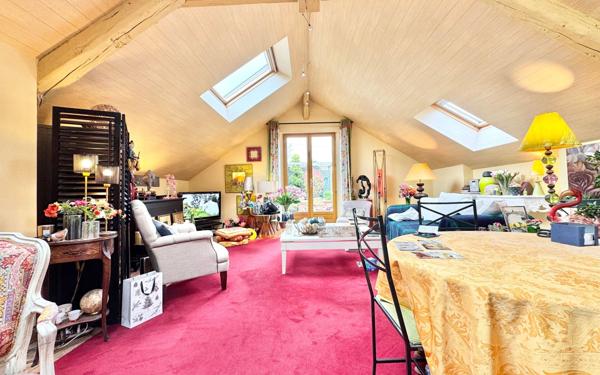 Maison à vendre    5 pièces • 206 m2 Chartres