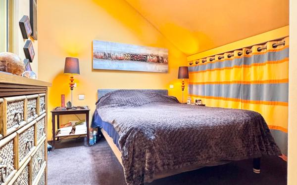 Maison à vendre    5 pièces • 206 m2 Chartres