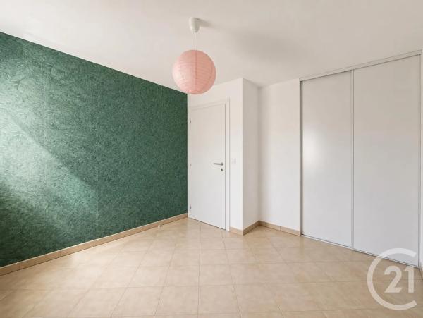 Appartement T4 à vendre  4 pièces - 81,60 m 2   MONTICELLO  - 202