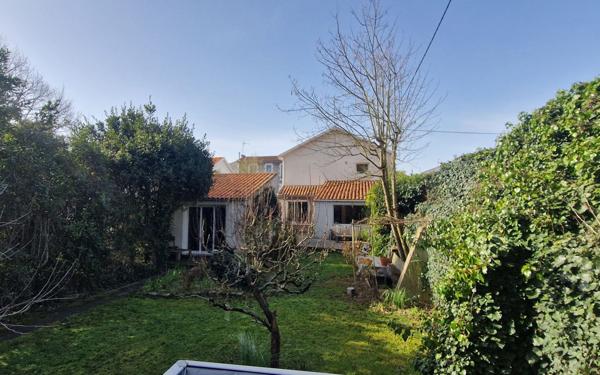 Maison à vendre    5 pièces • 132 m2 La Rochelle