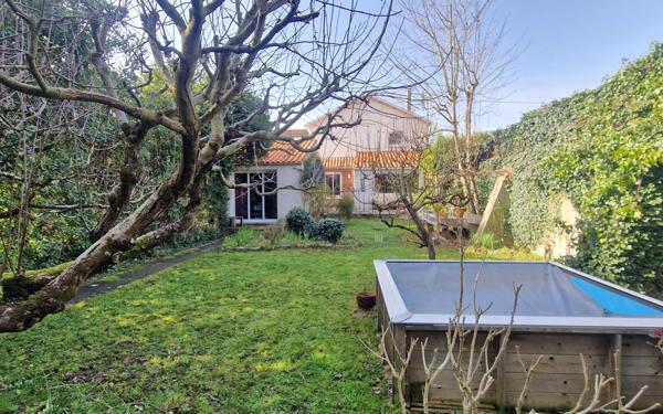 Maison à vendre    5 pièces • 132 m2 La Rochelle