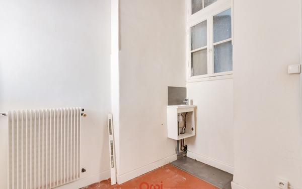 Appartement à vendre    4 pièces • 117 m2 Marseille 1