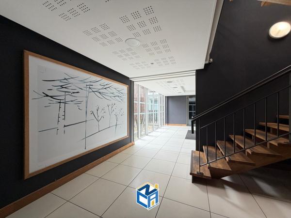 APPARTEMENT T4 - 89M2 - 3 CHAMBRES - TERRASSE - 2 PLACES DE PARKING