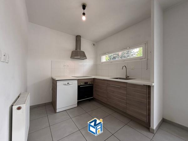 APPARTEMENT T4 - 89M2 - 3 CHAMBRES - TERRASSE - 2 PLACES DE PARKING