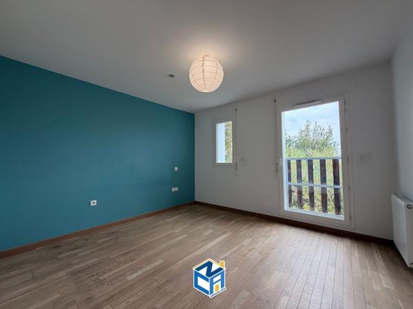 APPARTEMENT T4 - 89M2 - 3 CHAMBRES - TERRASSE - 2 PLACES DE PARKING