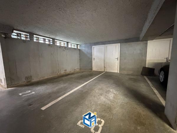 APPARTEMENT T4 - 89M2 - 3 CHAMBRES - TERRASSE - 2 PLACES DE PARKING